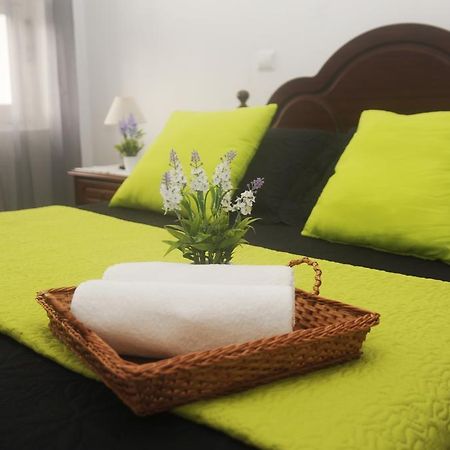 Apartamento Couto Πόντα Ντελγκάντα Εξωτερικό φωτογραφία