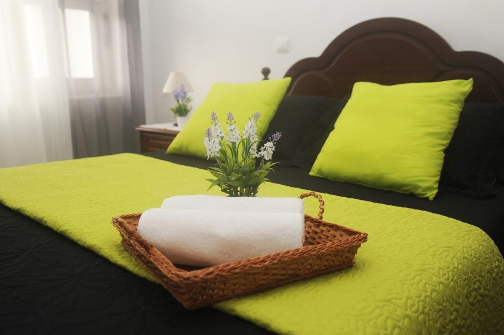 Apartamento Couto Πόντα Ντελγκάντα Εξωτερικό φωτογραφία