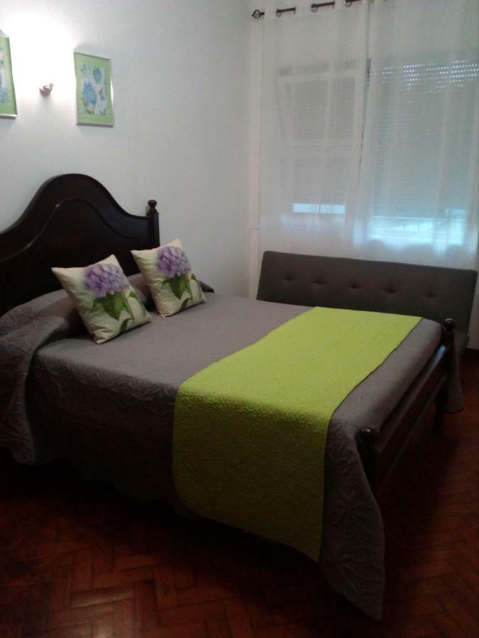 Apartamento Couto Πόντα Ντελγκάντα Εξωτερικό φωτογραφία