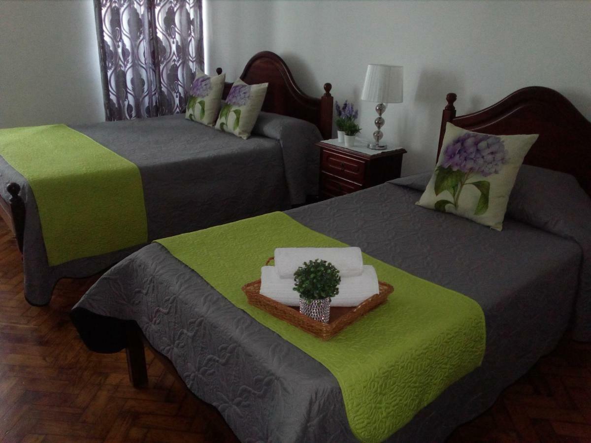 Apartamento Couto Πόντα Ντελγκάντα Εξωτερικό φωτογραφία